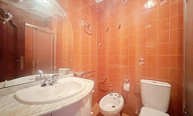 Herverkoop - Appartement / flat -
Torrevieja - torrevieja