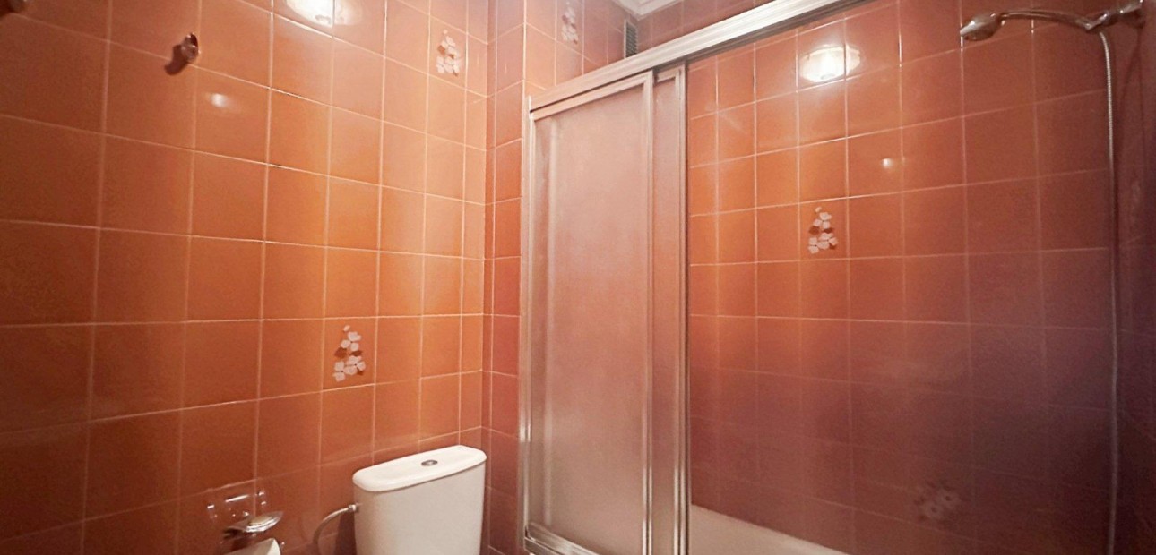 Herverkoop - Appartement / flat -
Torrevieja - torrevieja