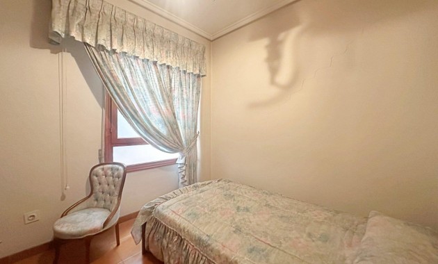 Herverkoop - Appartement / flat -
Torrevieja - torrevieja