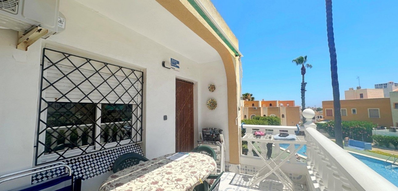 Herverkoop - Bungalow -
Torrevieja - Torreblanca