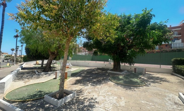 Herverkoop - Bungalow -
Torrevieja - Torreblanca