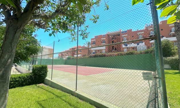Herverkoop - Bungalow -
Torrevieja - Torreblanca