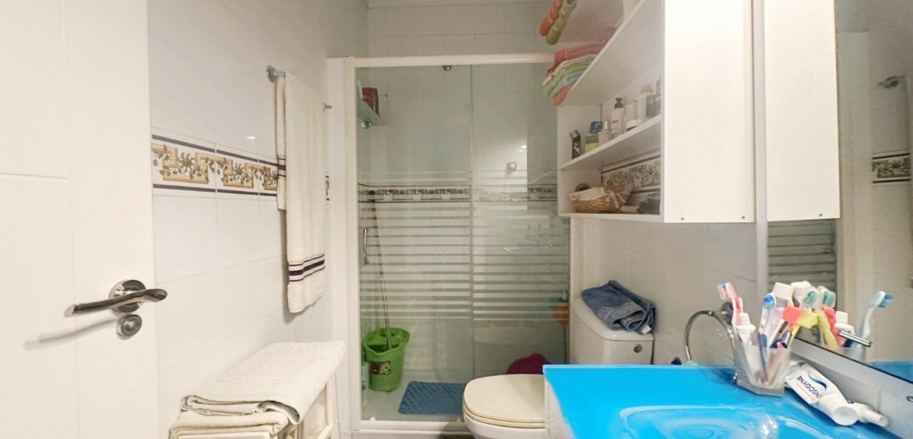 Herverkoop - Bungalow -
Torrevieja - Torreblanca