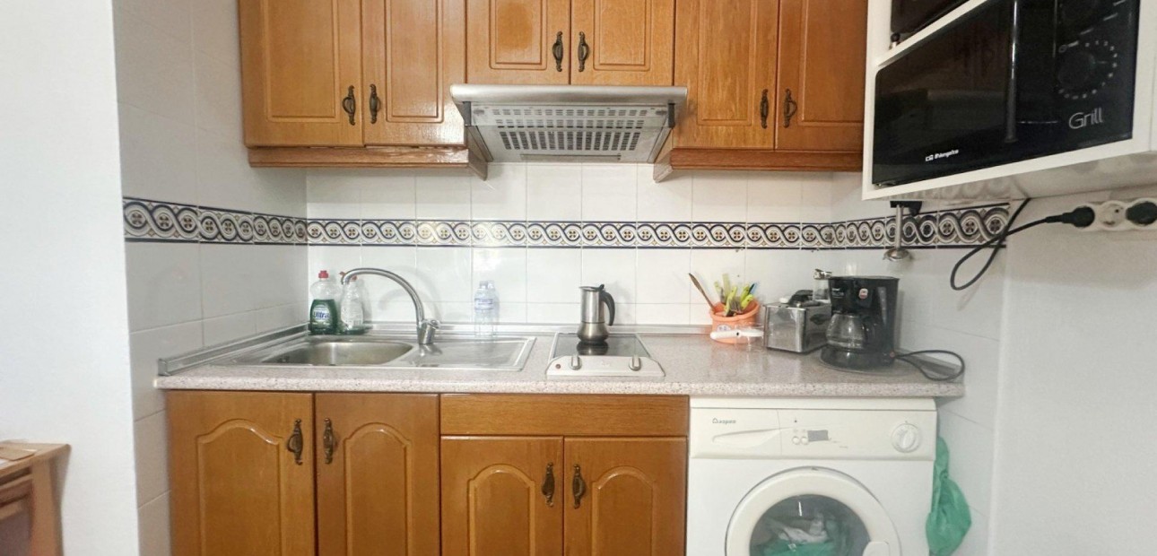 Herverkoop - Bungalow -
Torrevieja - Torreblanca