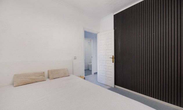 Herverkoop - Appartement / flat -
Torrevieja - Estacion de autobuses