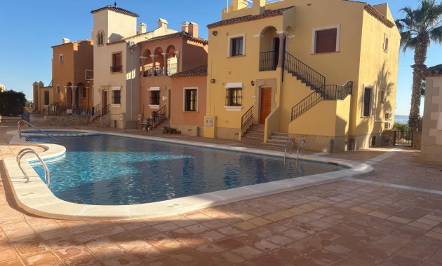 Herverkoop - Herenhuis -
Algorfa - La Finca Golf Resort