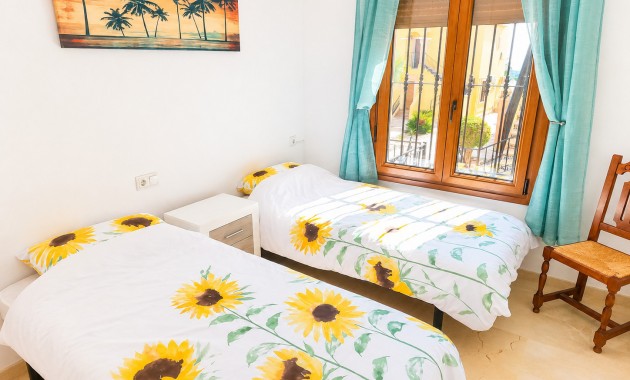 Herverkoop - Herenhuis -
Algorfa - La Finca Golf Resort