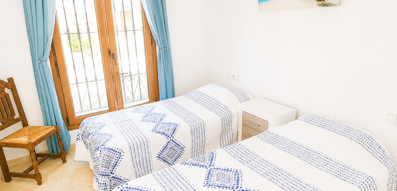 Herverkoop - Herenhuis -
Algorfa - La Finca Golf Resort
