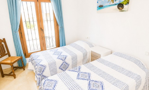 Herverkoop - Herenhuis -
Algorfa - La Finca Golf Resort
