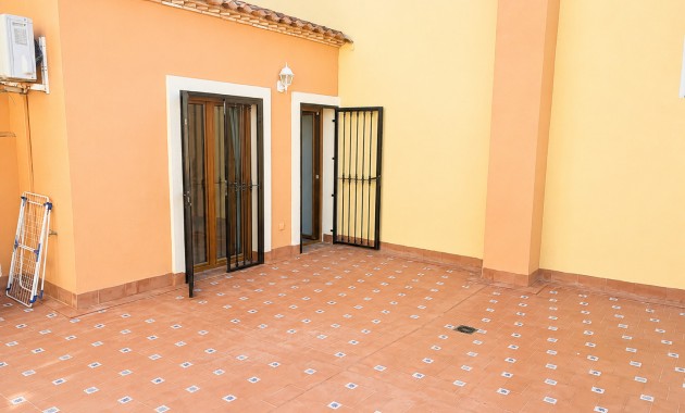 Herverkoop - Herenhuis -
Algorfa - La Finca Golf Resort