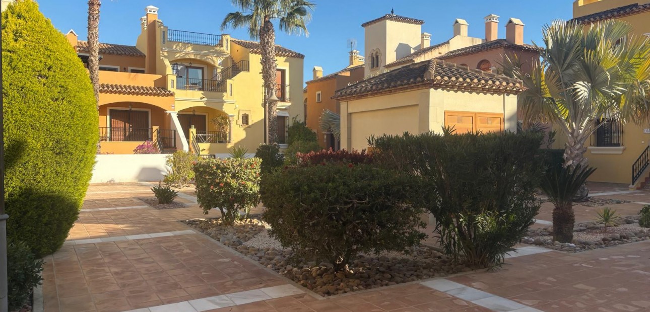 Herverkoop - Herenhuis -
Algorfa - La Finca Golf Resort
