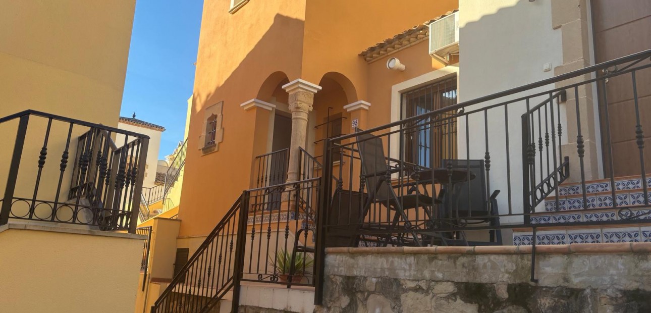 Herverkoop - Herenhuis -
Algorfa - La Finca Golf Resort