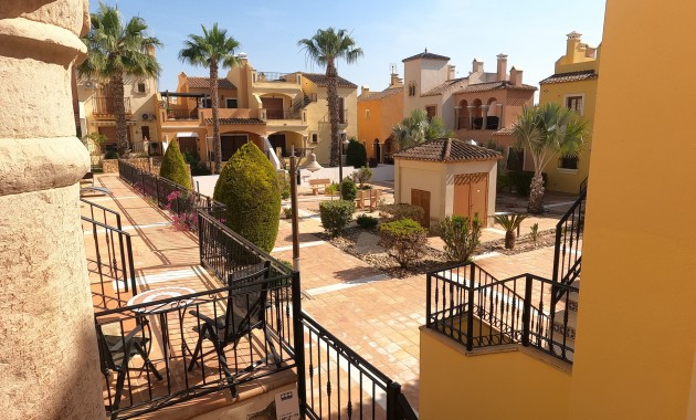 Herverkoop - Herenhuis -
Algorfa - La Finca Golf Resort