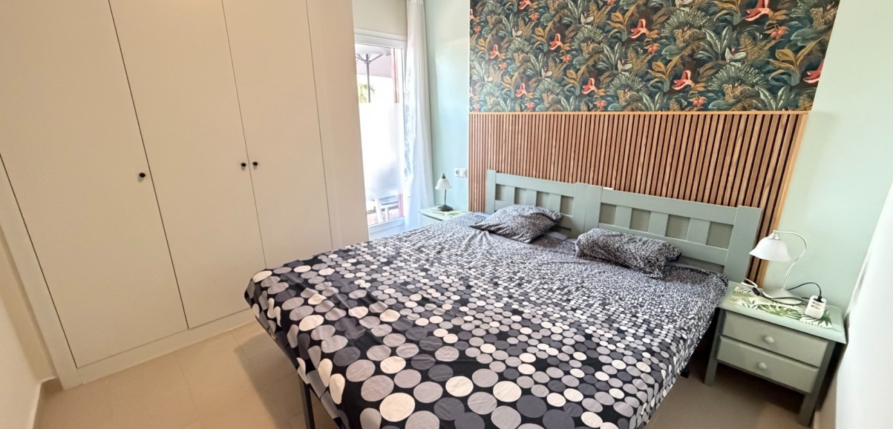 Herverkoop - Appartement / flat -
Orihuela - Playa Flamenca