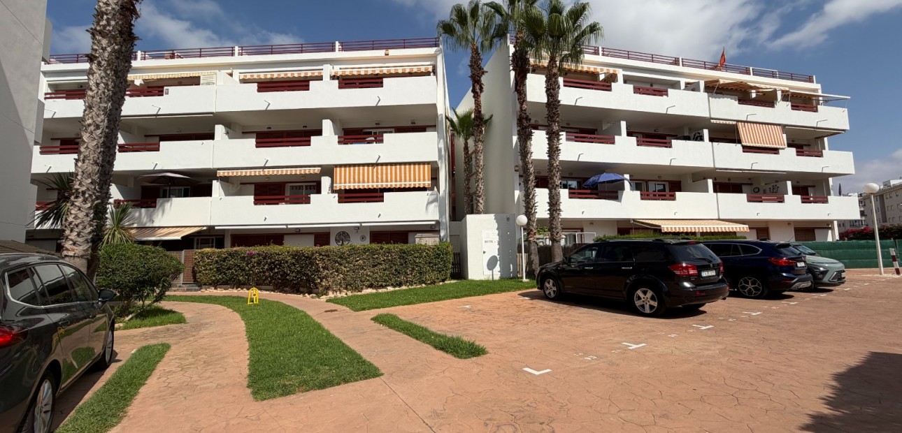 Herverkoop - Appartement / flat -
Orihuela - Playa Flamenca