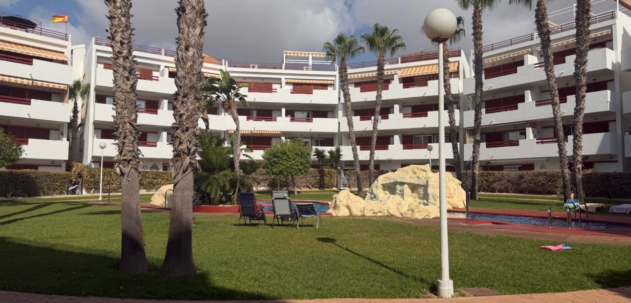 Herverkoop - Appartement / flat -
Orihuela - Playa Flamenca