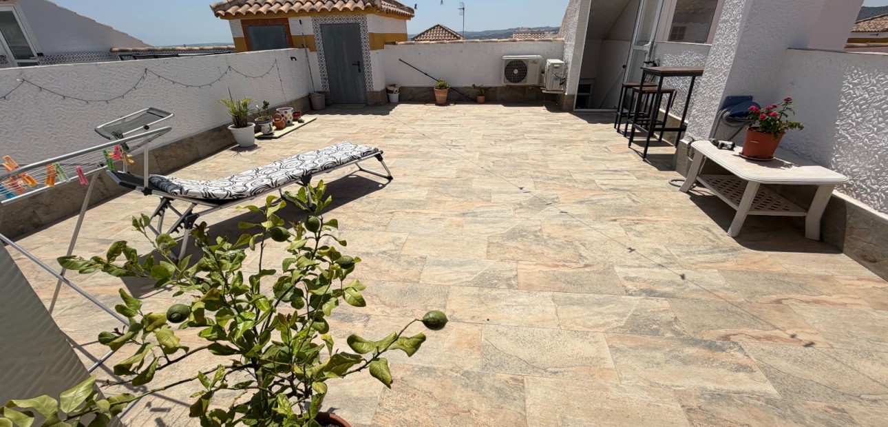 Herverkoop - Appartement / flat -
Orihuela - Entre Naranjos Vistabella