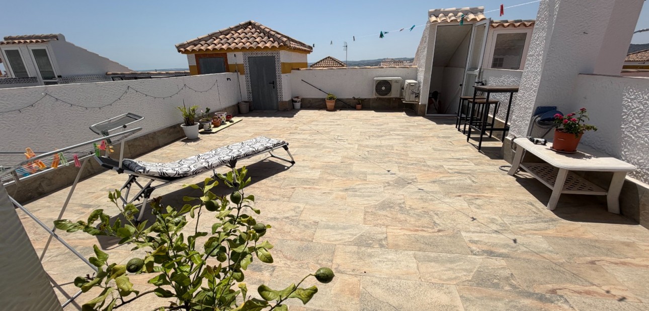 Herverkoop - Appartement / flat -
Orihuela - Entre Naranjos Vistabella