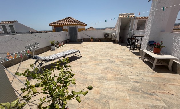 Herverkoop - Appartement / flat -
Orihuela - Entre Naranjos Vistabella