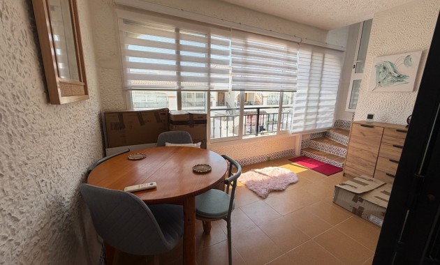 Herverkoop - Appartement / flat -
Orihuela - Entre Naranjos Vistabella