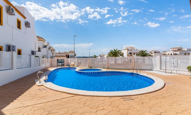 Herverkoop - Appartement / flat -
Orihuela - Entre Naranjos Vistabella