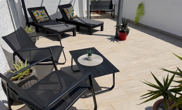 Herverkoop - Appartement / flat -
Orihuela - Entre Naranjos Vistabella