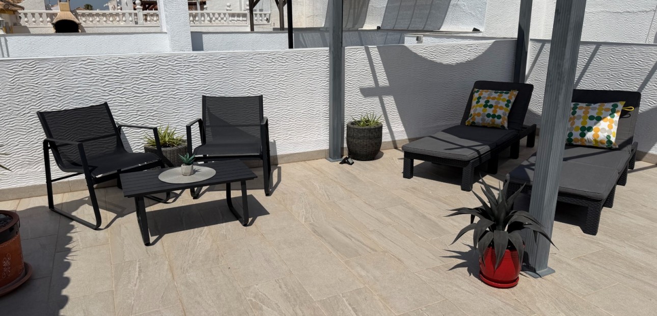 Herverkoop - Appartement / flat -
Orihuela - Entre Naranjos Vistabella