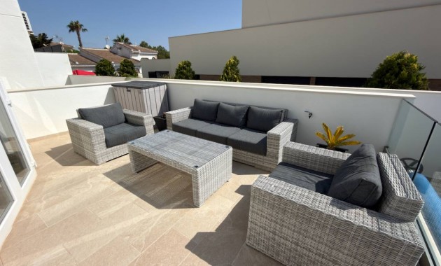 Herverkoop - Villa -
Ciudad Quesada - Central Quesada