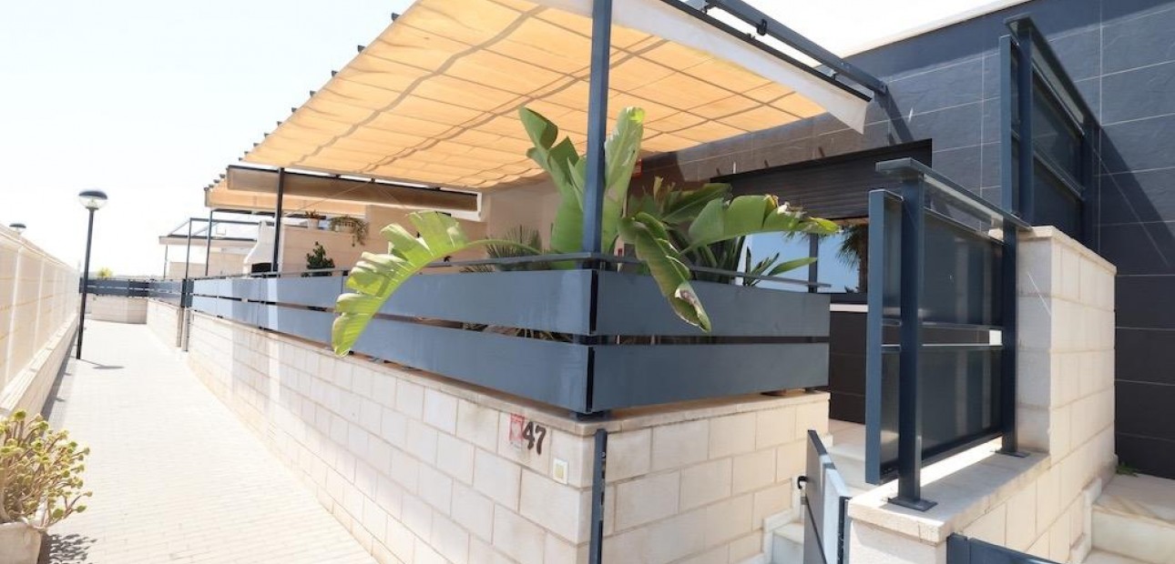 Herverkoop - duplex -
Orihuela Costa - Lomas de Cabo Roig