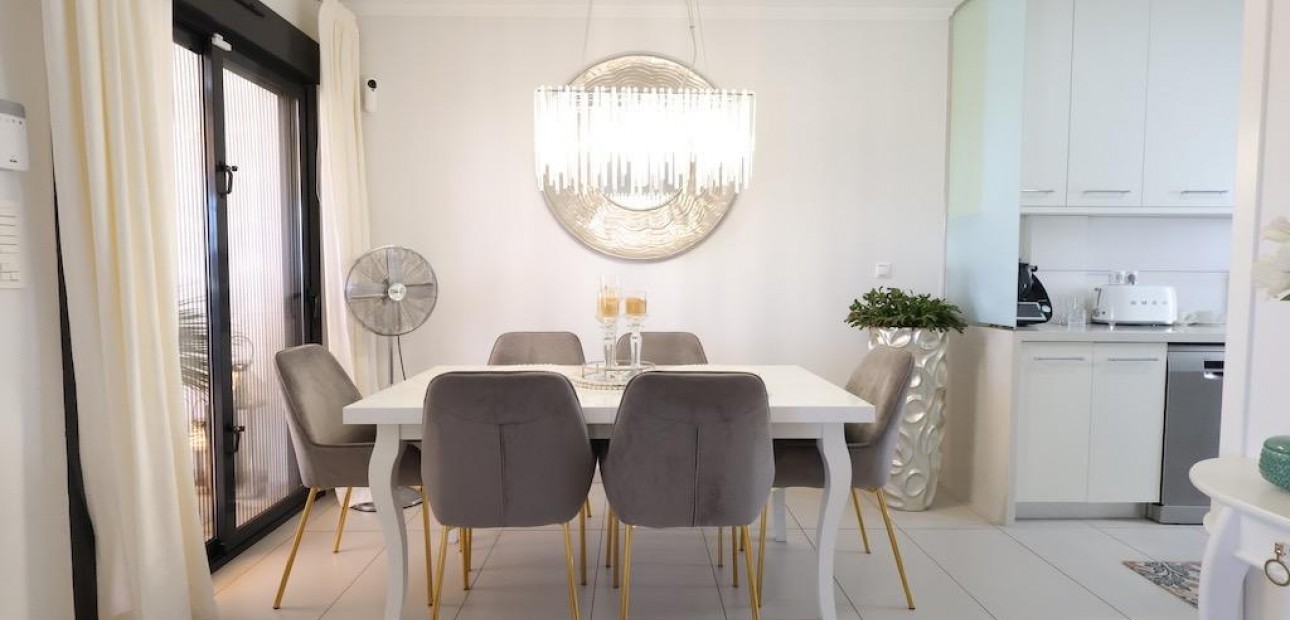 Herverkoop - duplex -
Orihuela Costa - Lomas de Cabo Roig