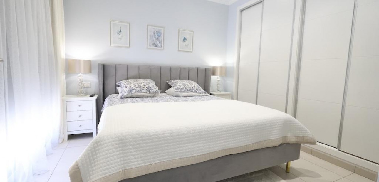 Herverkoop - duplex -
Orihuela Costa - Lomas de Cabo Roig