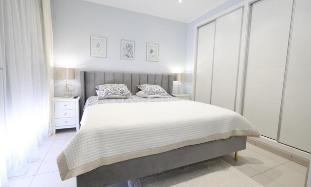 Herverkoop - duplex -
Orihuela Costa - Lomas de Cabo Roig