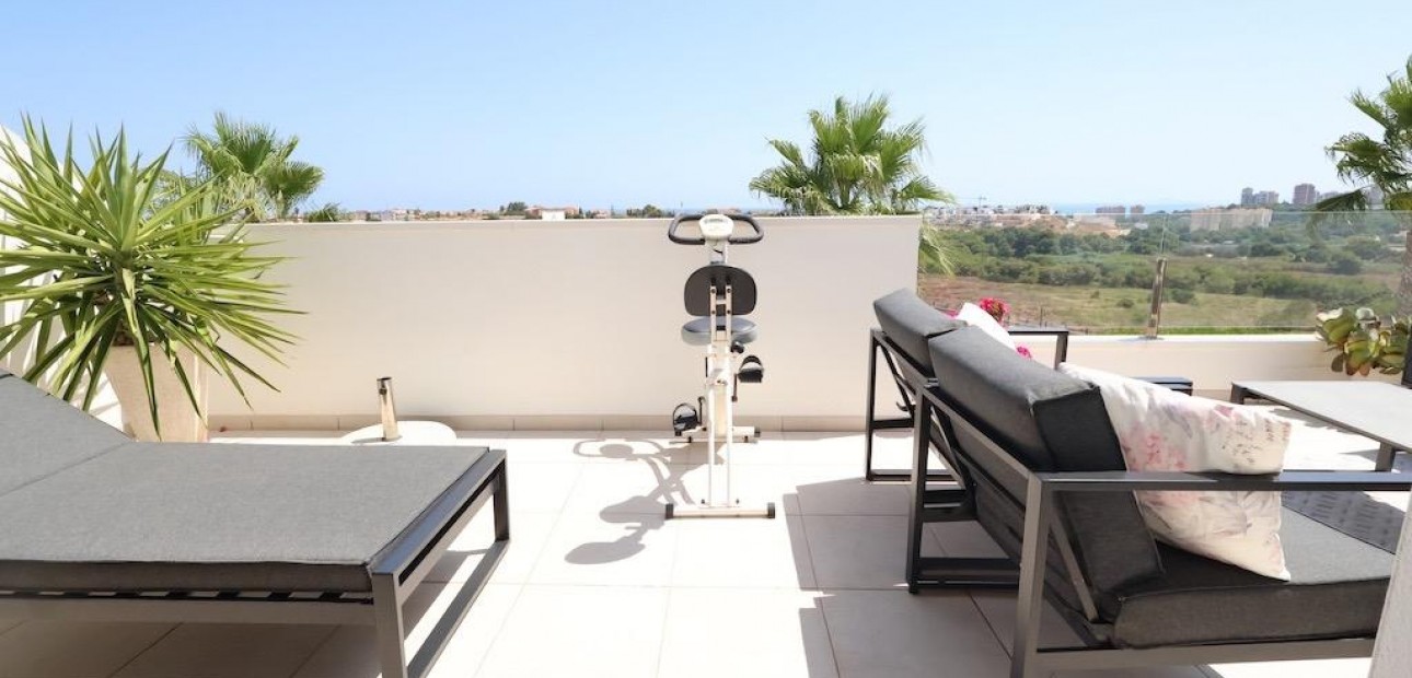 Herverkoop - duplex -
Orihuela Costa - Lomas de Cabo Roig
