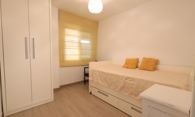 Herverkoop - Appartement / flat -
Orihuela Costa - Campoamor