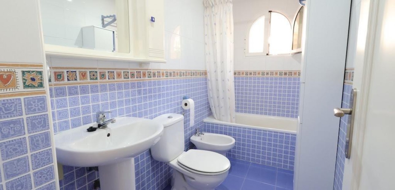 Herverkoop - Appartement / flat -
Orihuela Costa - Campoamor