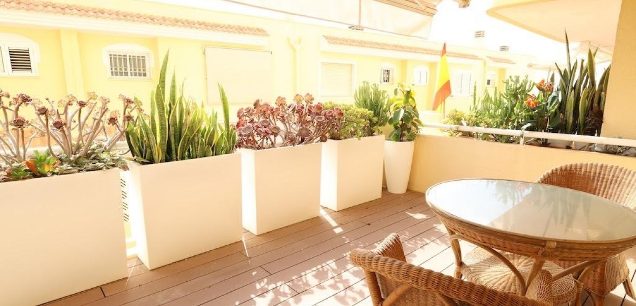 Herverkoop - Appartement / flat -
Orihuela Costa - Campoamor