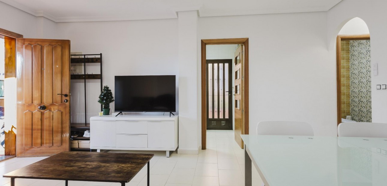 Herverkoop - Villa -
Torrevieja - Aguas Nuevas