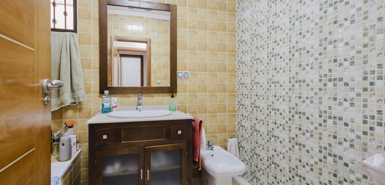 Herverkoop - Villa -
Torrevieja - Aguas Nuevas