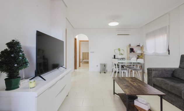 Herverkoop - Villa -
Torrevieja - Aguas Nuevas