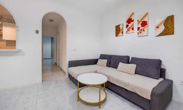 Herverkoop - Appartement / flat -
Torrevieja - Estacion de autobuses