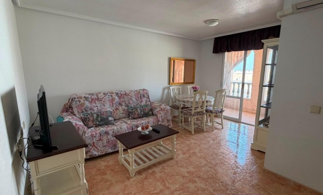Herverkoop - Appartement / flat -
Torrevieja - Centro