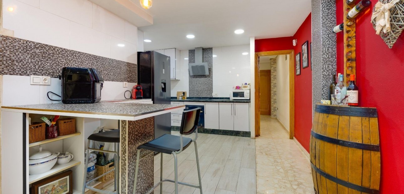 Sale - Apartment / flat -
Torrevieja - torrevieja