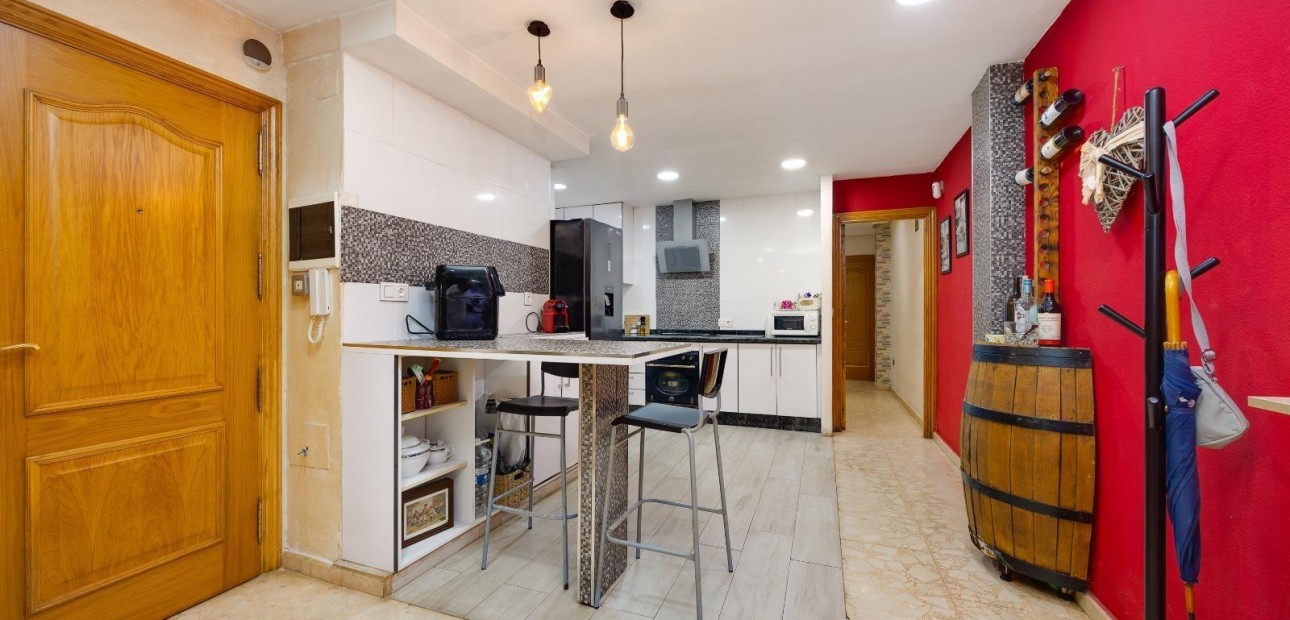 Sale - Apartment / flat -
Torrevieja - torrevieja