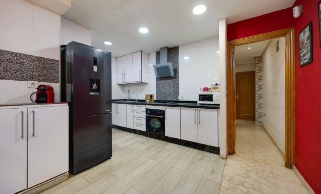 Sale - Apartment / flat -
Torrevieja - torrevieja