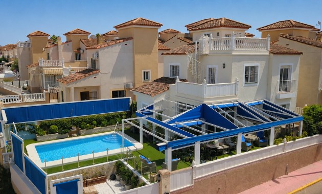 Herverkoop - Detached Villa -
Algorfa - Montebello