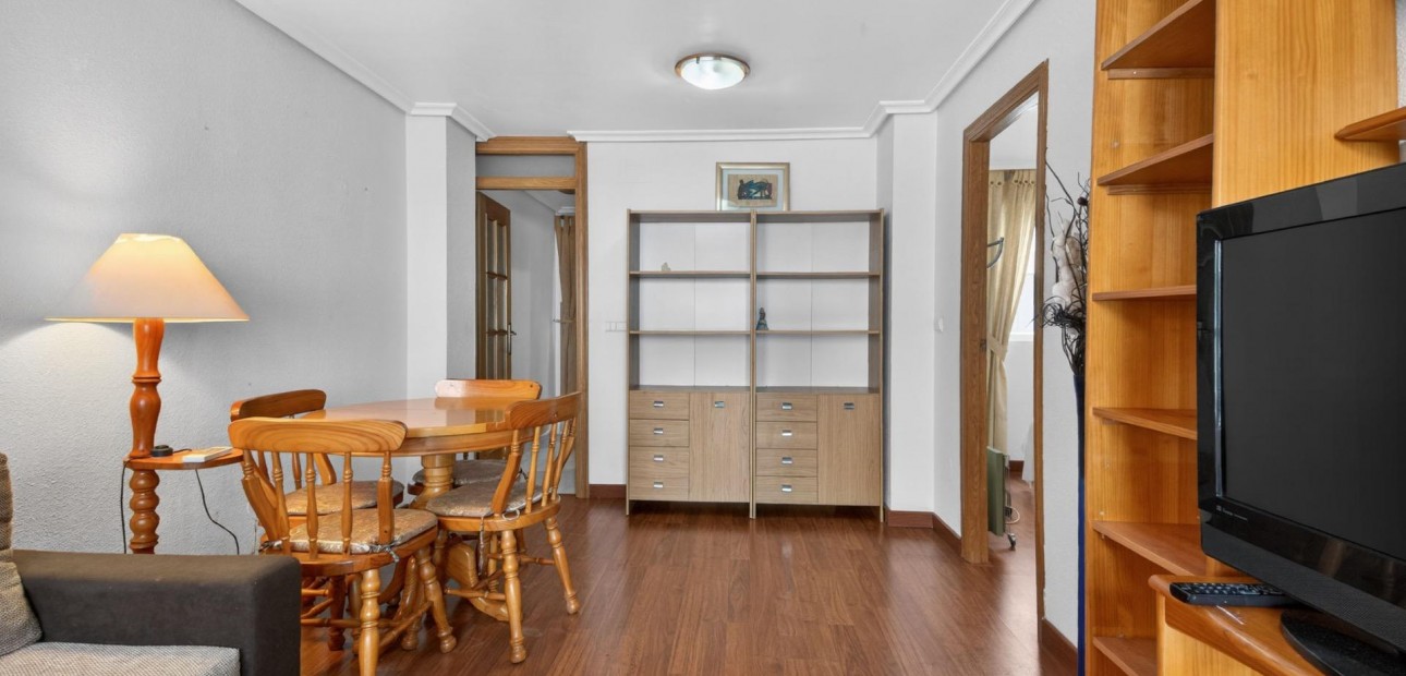 Herverkoop - Appartement / flat -
Torrevieja - Torrevieja - Centre