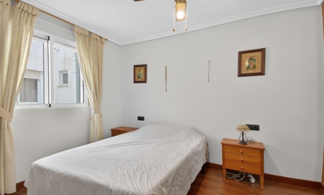 Herverkoop - Appartement / flat -
Torrevieja - Torrevieja - Centre