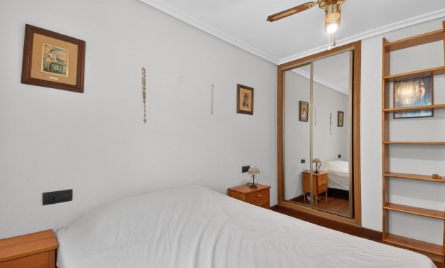 Herverkoop - Appartement / flat -
Torrevieja - Torrevieja - Centre