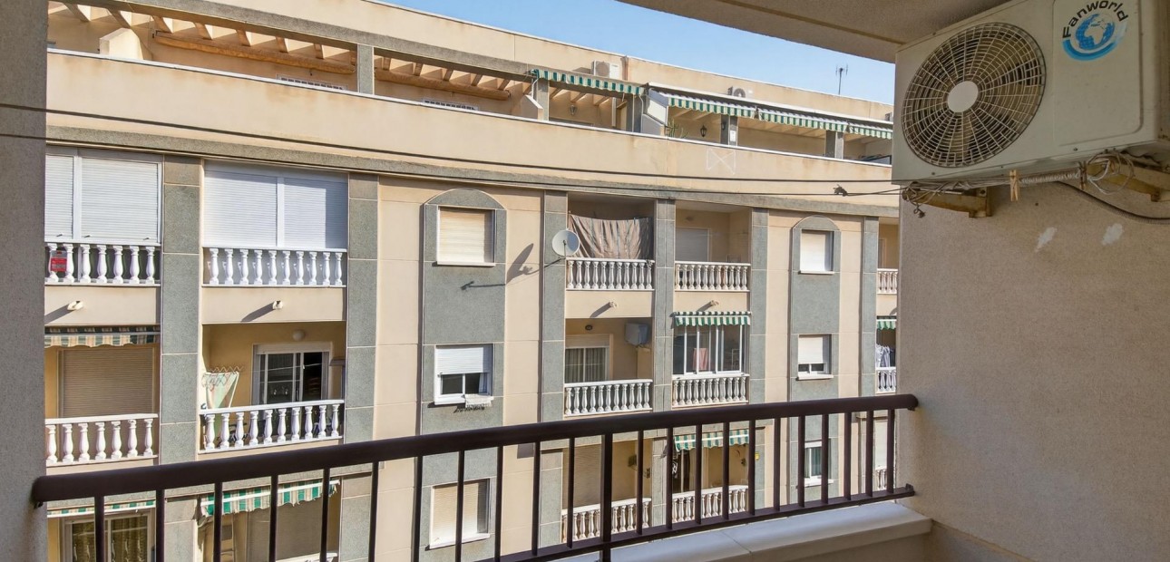 Herverkoop - Appartement / flat -
Torrevieja - Torrevieja - Centre