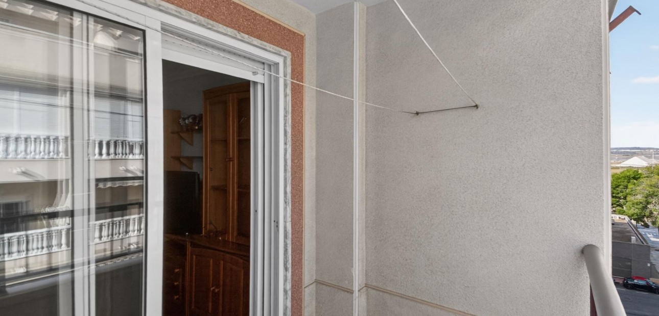 Herverkoop - Appartement / flat -
Torrevieja - Torrevieja - Centre